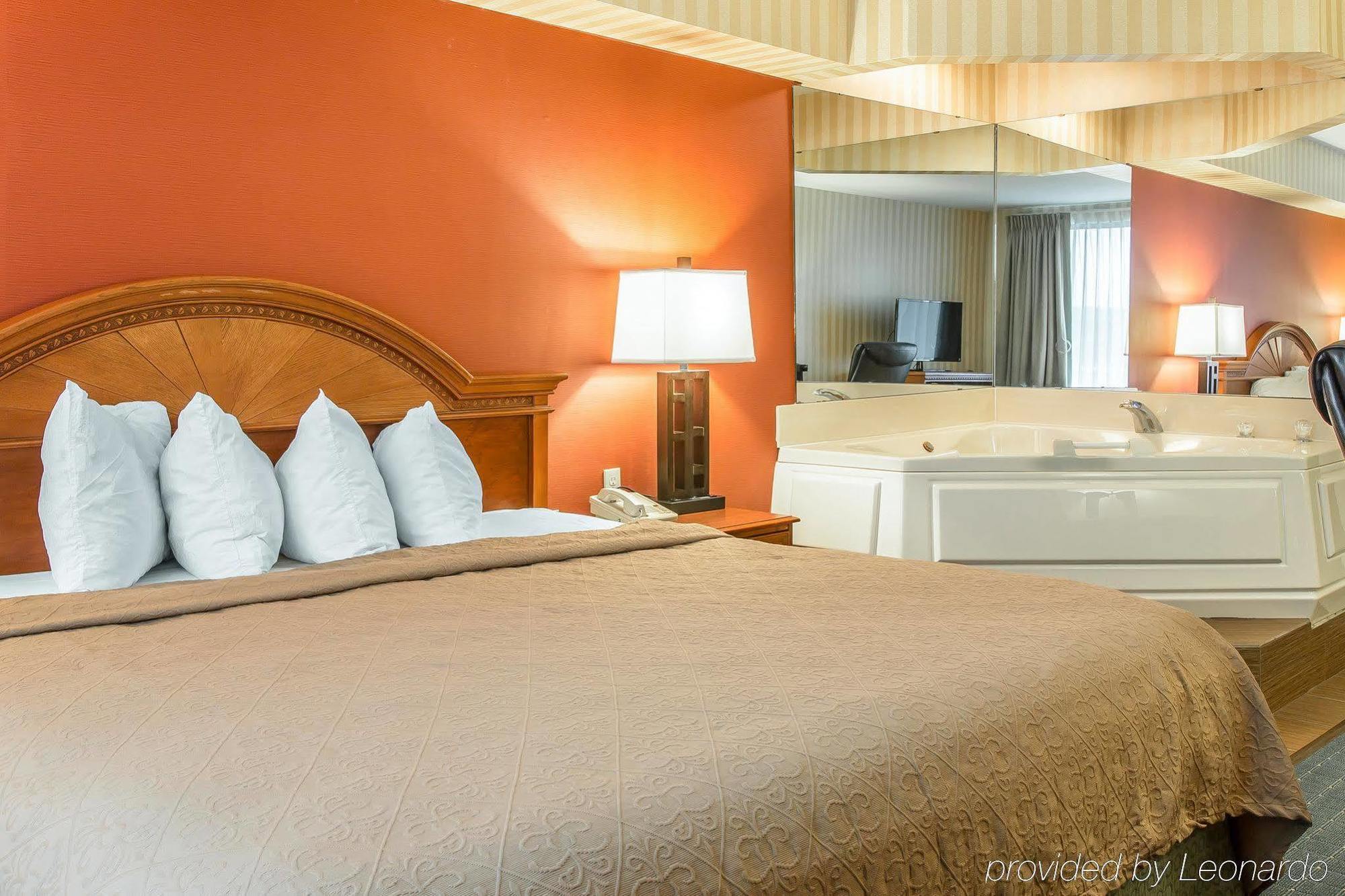 Quality Inn Gaylord Luaran gambar